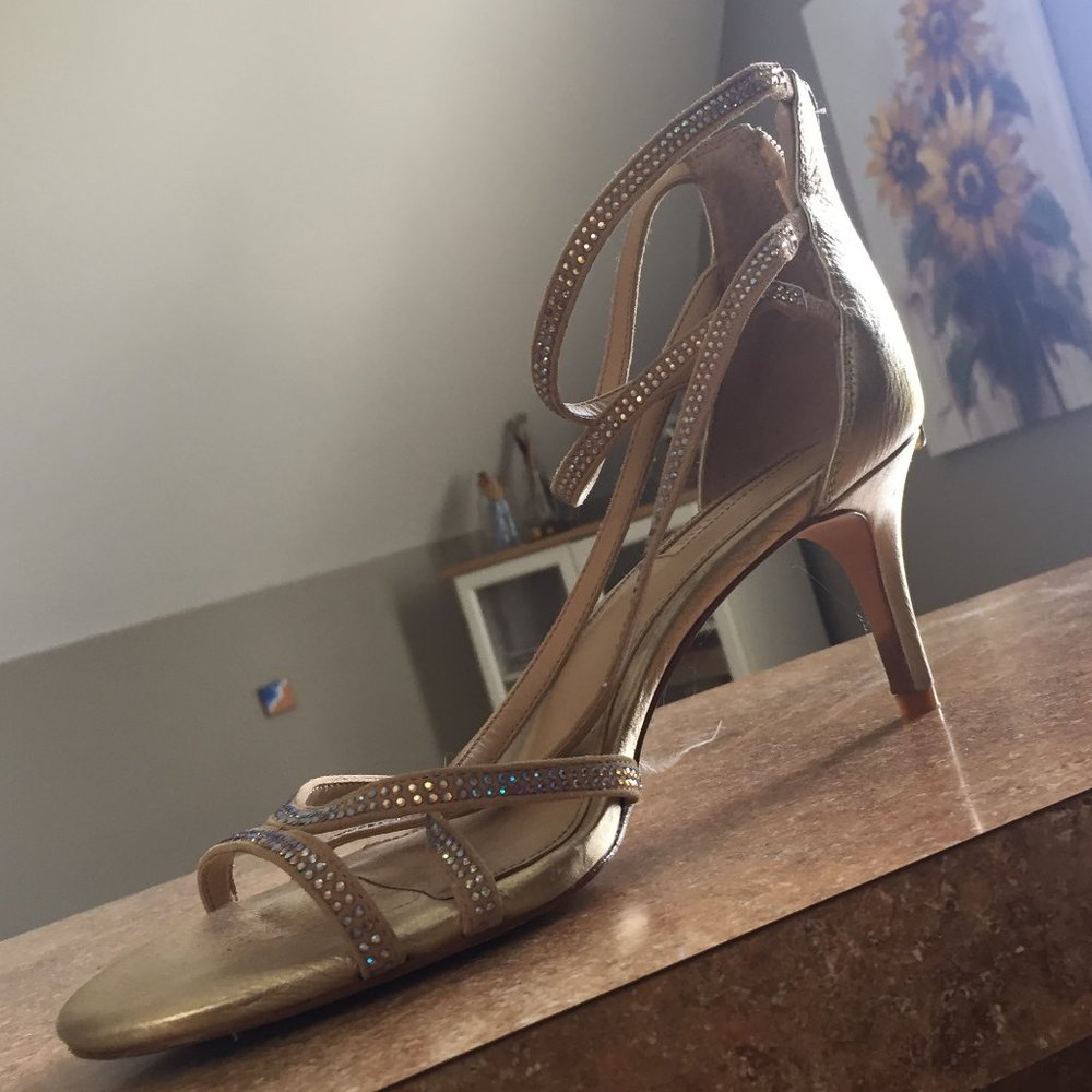 womens antonio melani heels